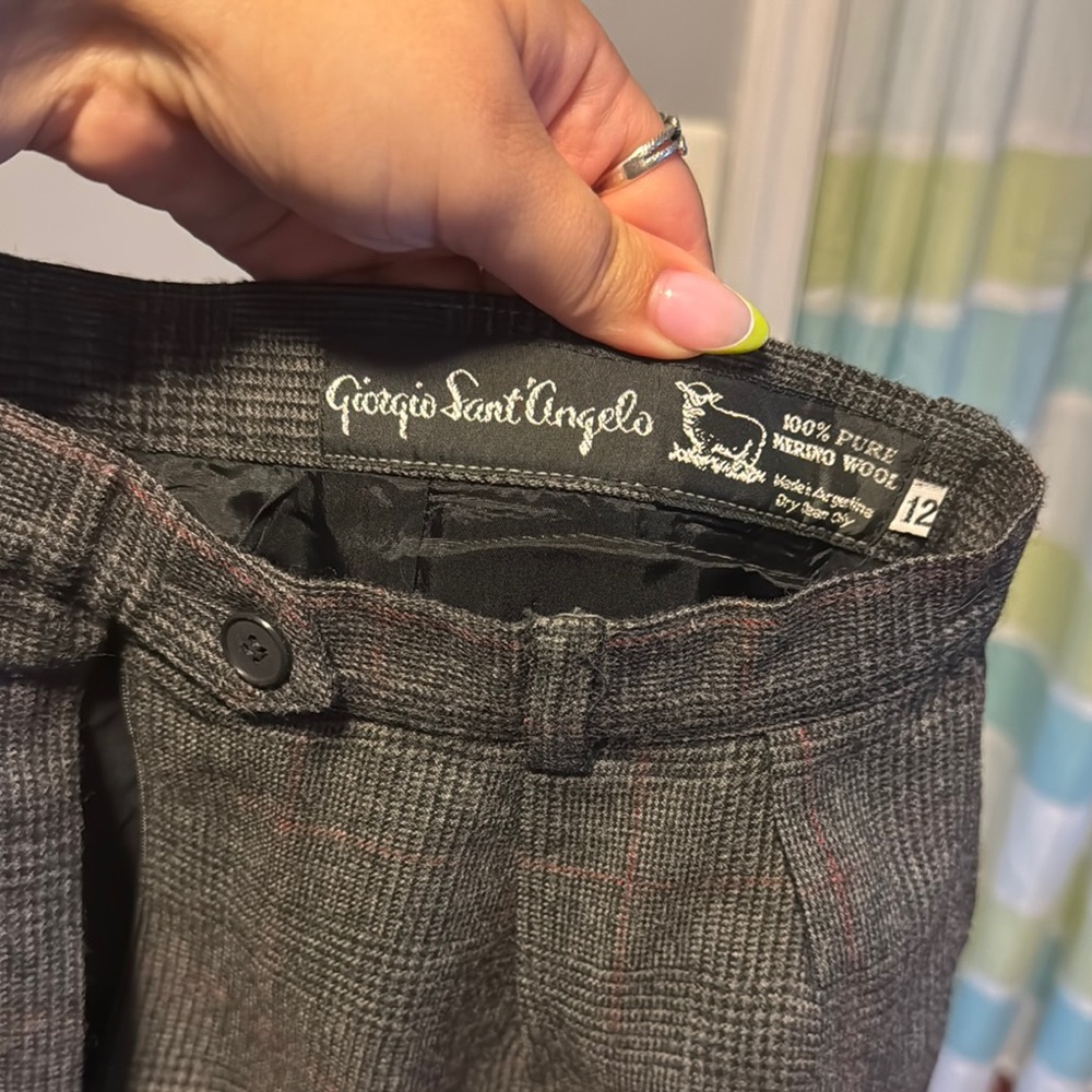 Gray Plaid Dress Pants with Classic Check Pattern